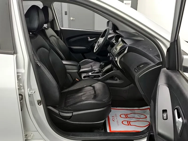 Hyundai Tucson 4Wd Smart - автомобили, коли, обяви за нови и употребявани 12