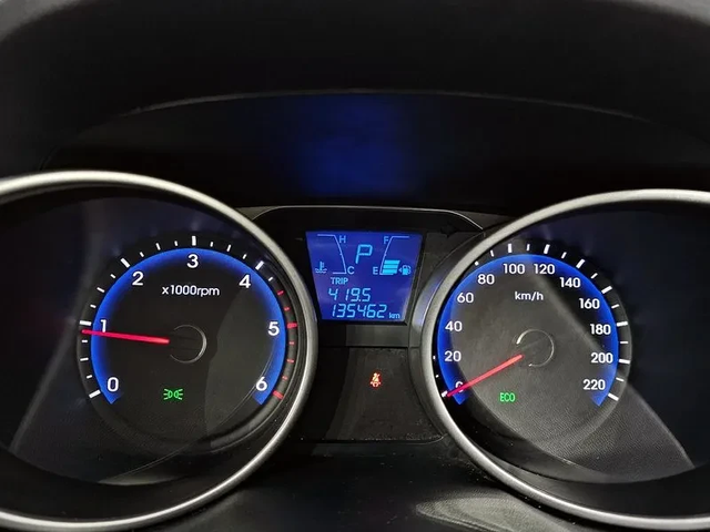 Hyundai Tucson 4Wd Smart - автомобили, коли, обяви за нови и употребявани 7