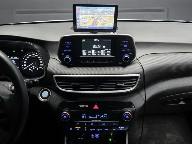 Hyundai Tucson 2.0 4Wd Smart - автомобили, коли, обяви за нови и употребявани 14
