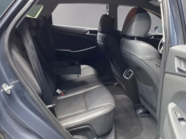 Hyundai Tucson 2.0 4Wd Modern - автомобили, коли, обяви за нови и употребявани 11