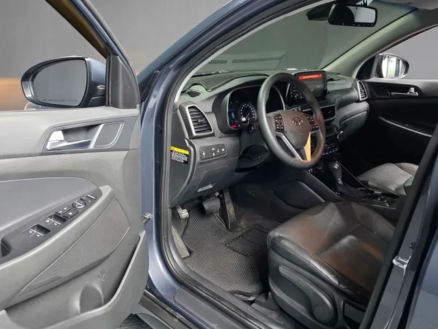 Hyundai Tucson 2.0 4Wd Modern - автомобили, коли, обяви за нови и употребявани 9