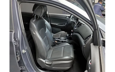 Hyundai Tucson Diesel 2.0 4Wd Style Special - автомобили, коли, обяви за нови и употребявани 11