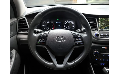 Hyundai Tucson Diesel 2.0 4Wd Style Special - автомобили, коли, обяви за нови и употребявани 12