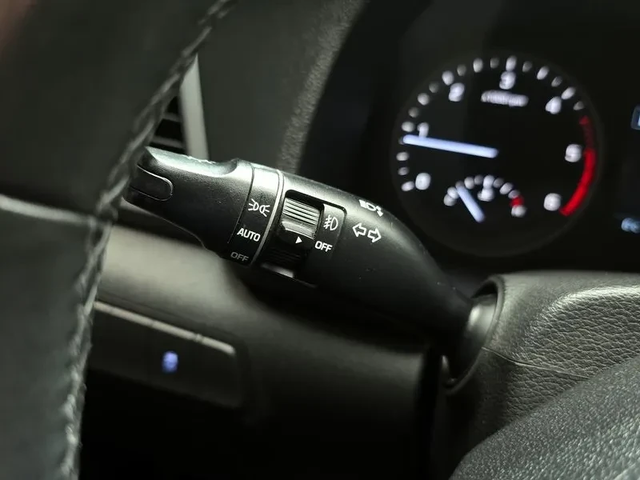 Hyundai Tucson Diesel 2.0 4Wd Style Special - автомобили, коли, обяви за нови и употребявани 16