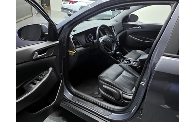 Hyundai Tucson Diesel 2.0 4Wd Style Special - автомобили, коли, обяви за нови и употребявани 9