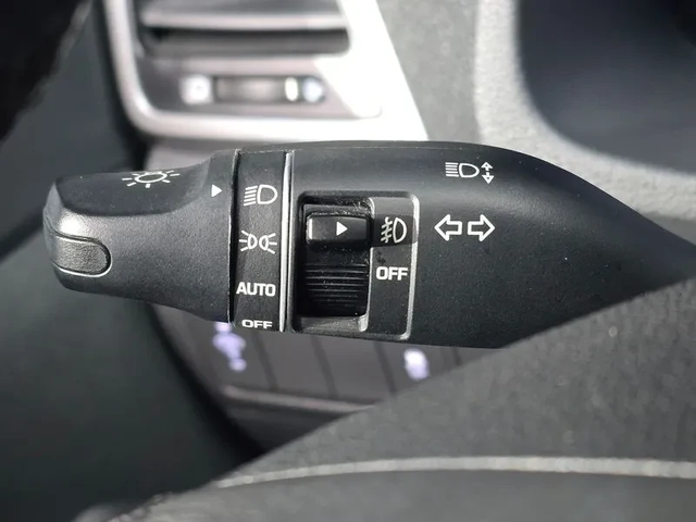 Hyundai Tucson 2.0 4Wd Modern - автомобили, коли, обяви за нови и употребявани 16