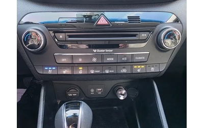 Hyundai Tucson Diesel 2.0 4Wd Premium - автомобили, коли, обяви за нови и употребявани 15