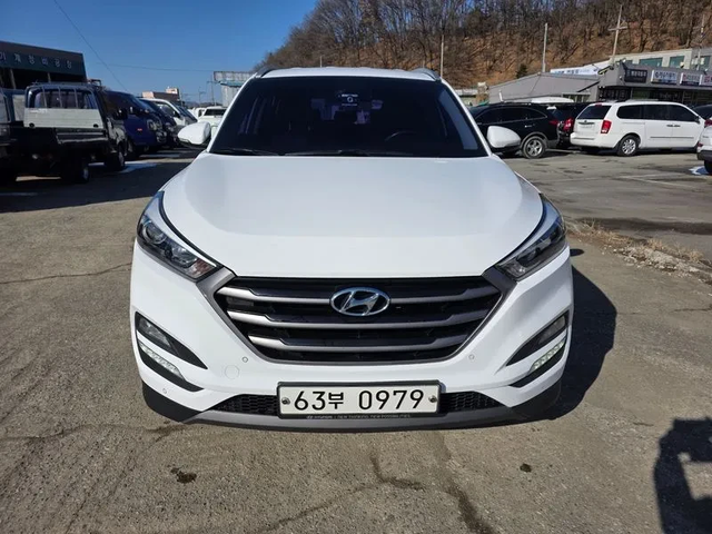 Hyundai Tucson Diesel 2.0 4Wd Premium - автомобили, коли, обяви за нови и употребявани 2