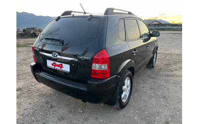 Hyundai Tucson 2.0i-140-GAS-4x4-ITALIA - автомобили, коли, обяви за нови и употребявани 8