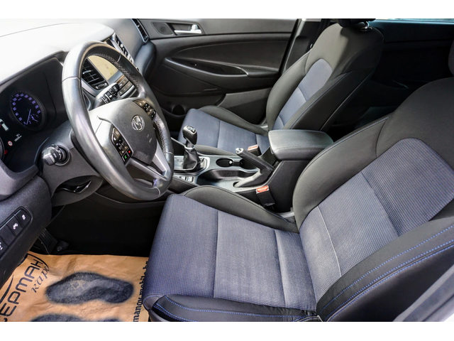 Hyundai Tucson II 1.7CRDI XPOSSIBLE - автомобили, коли, обяви за нови и употребявани 5