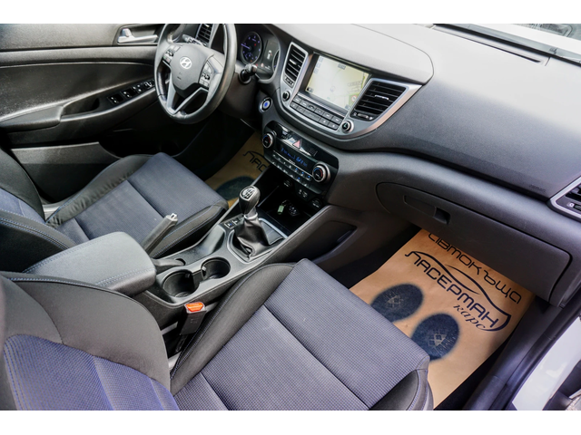 Hyundai Tucson II 1.7CRDI XPOSSIBLE - автомобили, коли, обяви за нови и употребявани 9