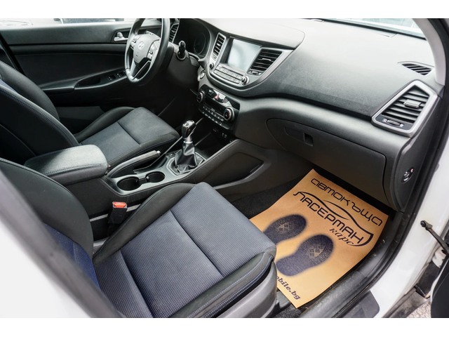 Hyundai Tucson 1.7 CRDI COMFORT PLUS PACK - автомобили, коли, обяви за нови и употребявани 10