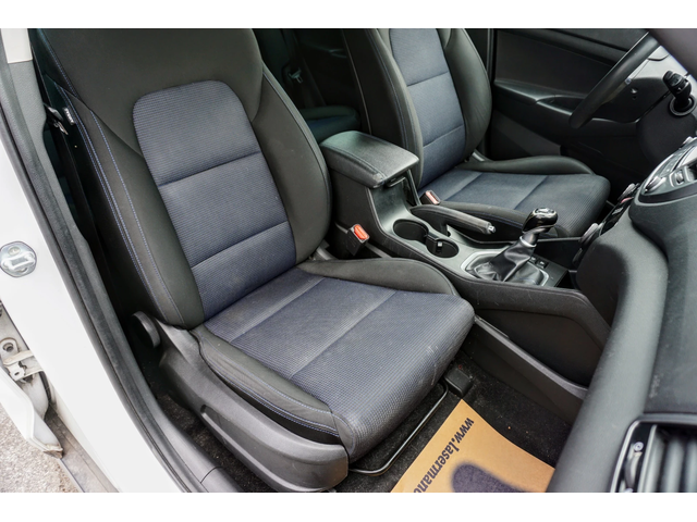 Hyundai Tucson 1.7 CRDI COMFORT PLUS PACK - автомобили, коли, обяви за нови и употребявани 12