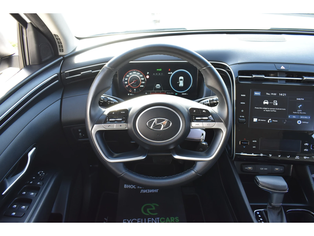 Hyundai Tucson 1.6T* FULL-LED* 40000KM!!! - автомобили, коли, обяви за нови и употребявани 14