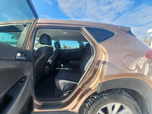 Hyundai Tucson AWD* ПОДГРЕВ* М.ТОЧКА - автомобили, коли, обяви за нови и употребявани 10