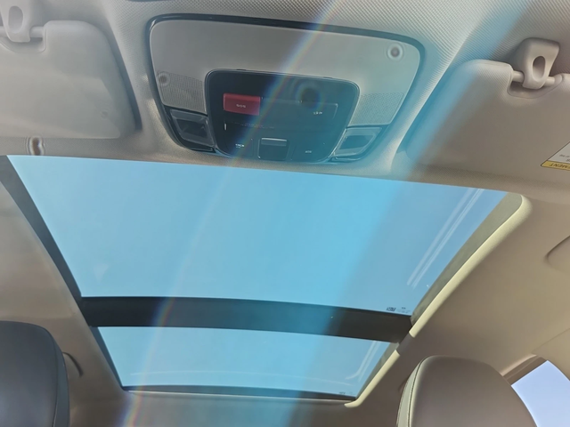 Hyundai Tucson Luxury* Hybrid* 4WD - автомобили, коли, обяви за нови и употребявани 6