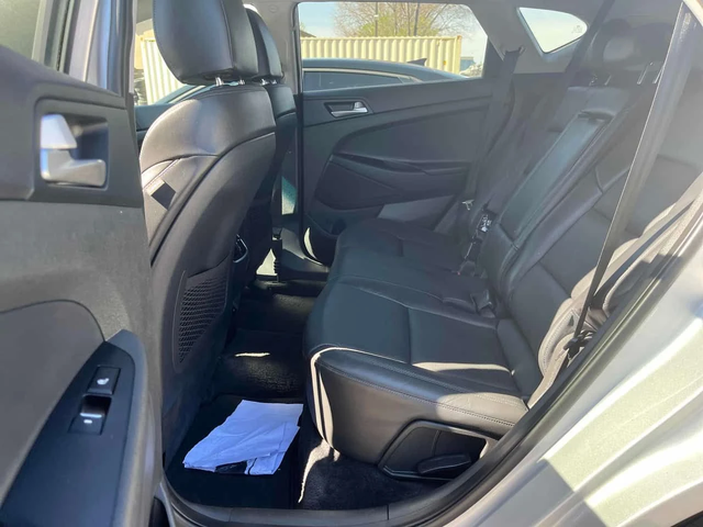 Hyundai Tucson * Luxury * 360 * PANO * ПОДГРЕВ - автомобили, коли, обяви за нови и употребявани 10