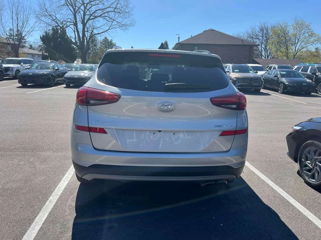 Hyundai Tucson * Luxury * 360 * PANO * ПОДГРЕВ - автомобили, коли, обяви за нови и употребявани 3
