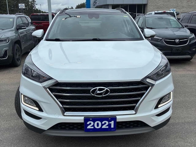 Hyundai Tucson * Luxury * ПОДГРЕВ * ПАНОРАМА * КЛИП НА МОТОРА - автомобили, коли, обяви за нови и употребявани 1