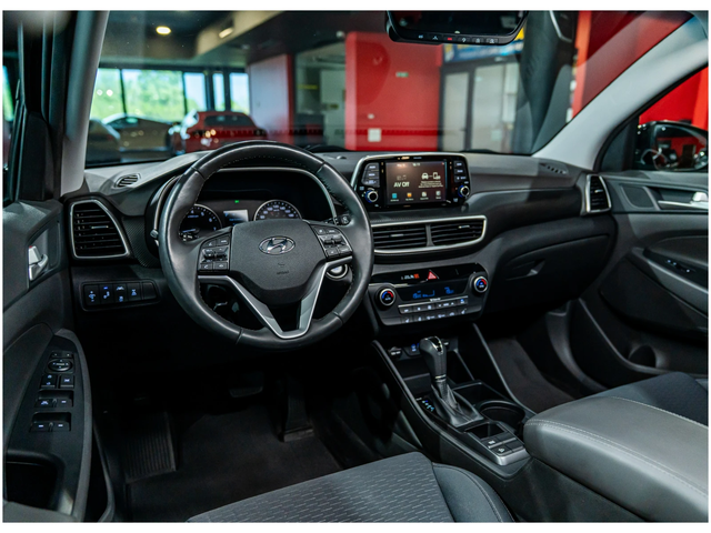 Hyundai Tucson Hyundai Tucson  - автомобили, коли, обяви за нови и употребявани 26