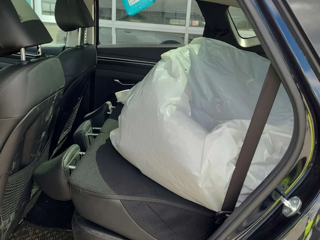Hyundai Tucson LUXURY /CARFAX/ЛЕНТИ/ПОДГРЕВ/ПАНОРАМА/+ ГУМИ - автомобили, коли, обяви за нови и употребявани 10
