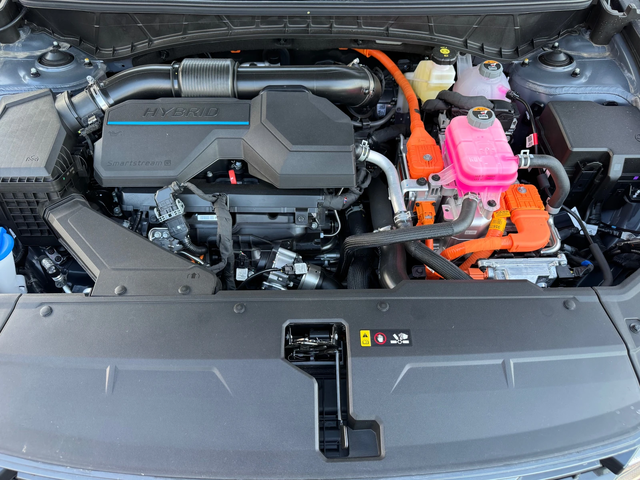 Hyundai Tucson Hybrid 215 ps - автомобили, коли, обяви за нови и употребявани 12