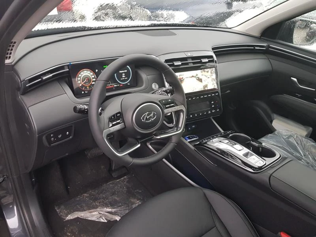 Hyundai Tucson 230к.с./Hybrid/4x4/Premium - автомобили, коли, обяви за нови и употребявани 9