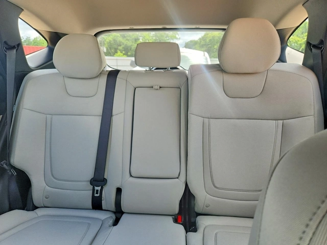 Hyundai Tucson SE - автомобили, коли, обяви за нови и употребявани 9