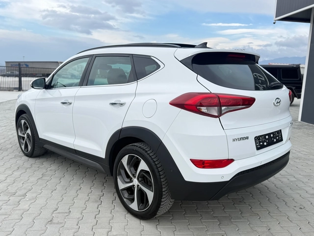 Hyundai Tucson 1.7crdi - автомобили, коли, обяви за нови и употребявани 6