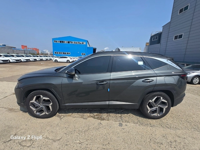Hyundai Tucson 2.0 CRDI 4x4 - OЧАКВАН ВНОС - автомобили, коли, обяви за нови и употребявани 2