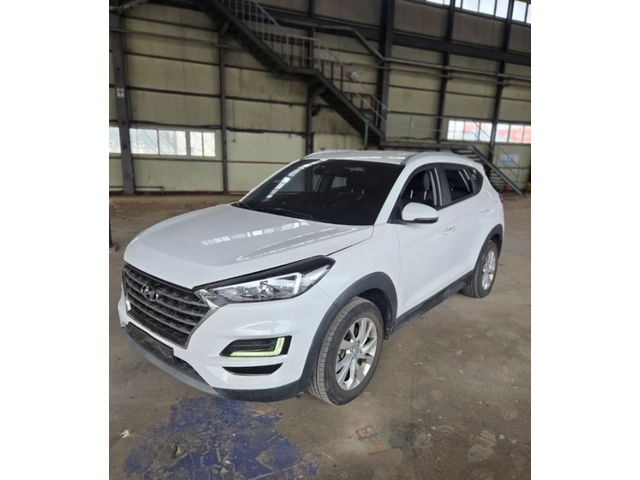 Hyundai Tucson 2.0 CRDI - ОЧАКВАН ВНОС - автомобили, коли, обяви за нови и употребявани 1