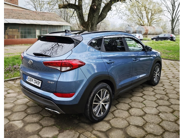Hyundai Tucson 2.0 CRDI - автомобили, коли, обяви за нови и употребявани 3