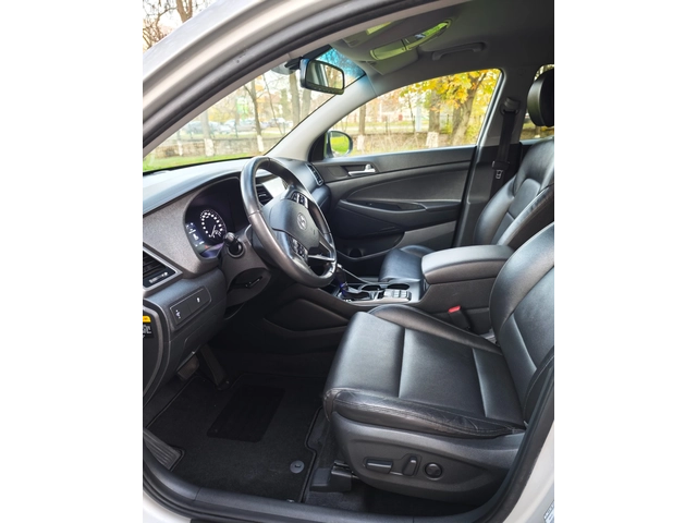 Hyundai Tucson 2.0 CRDI 4x4 - ПРОМОЦИЯ ! - автомобили, коли, обяви за нови и употребявани 9