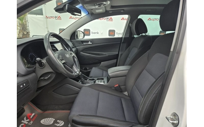 Hyundai Tucson 2.0CRDI-136кс= АВТОМАТ= 4Х4= 156.000км= ПАНОРАМА - автомобили, коли, обяви за нови и употребявани 6