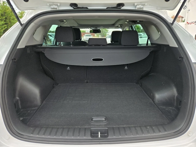 Hyundai Tucson 2.0CRDI-136кс= АВТОМАТ= 4Х4= 156.000км= ПАНОРАМА - автомобили, коли, обяви за нови и употребявани 9
