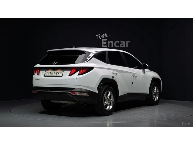Hyundai Tucson Modern* ДИСТРОНИК* ПОДГРЕВ* ОБДУХВАНЕ* КАМЕРА* - автомобили, коли, обяви за нови и употребявани 2