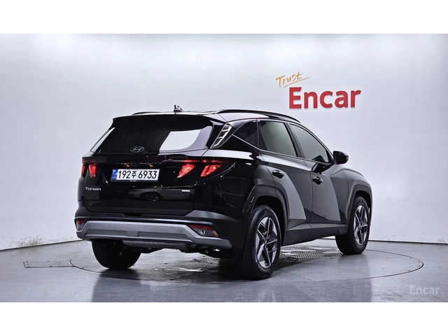 Hyundai Tucson 1.6T* 4X4* DISTRONIC* ОБДУХВАНЕ* КРАЙНА ЦЕНА - автомобили, коли, обяви за нови и употребявани 3