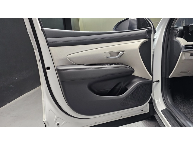 Hyundai Tucson PREMIUM 4WD * ОБДУХ * DIS * KAMEPA - автомобили, коли, обяви за нови и употребявани 9