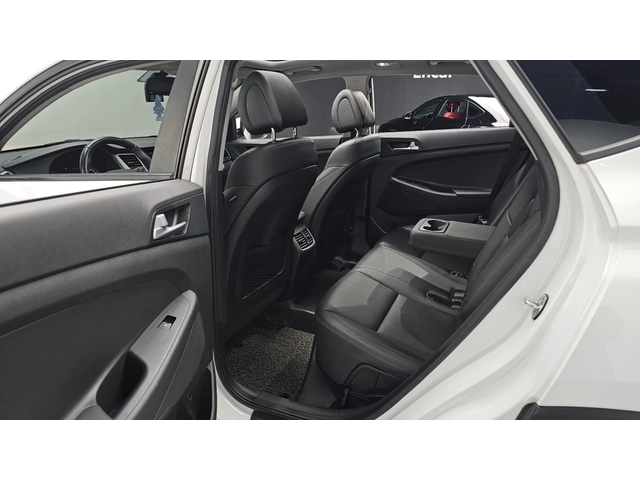 Hyundai Tucson 4WD Modern (Model 2018) - автомобили, коли, обяви за нови и употребявани 11