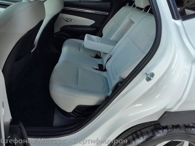 Hyundai Tucson SUV 265к.с. Plug-In Hybrid - автомобили, коли, обяви за нови и употребявани 12