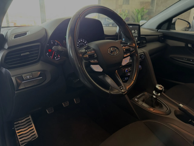 Hyundai Veloster N 2.0T - автомобили, коли, обяви за нови и употребявани 10