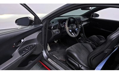 hyundai-veloster - 5