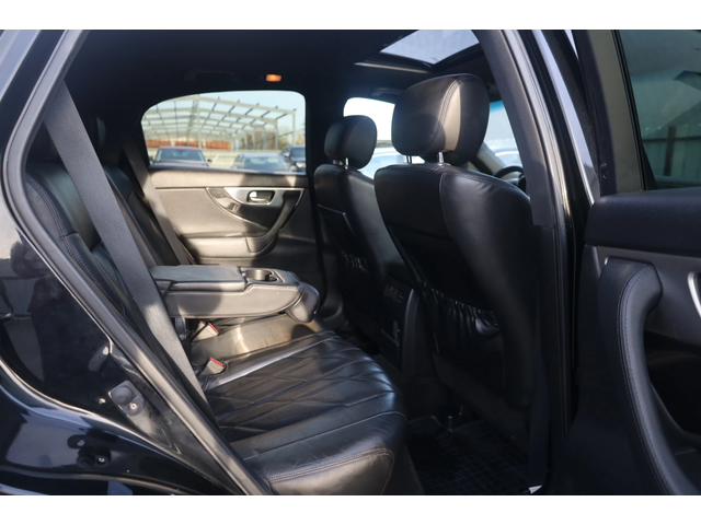 Infiniti FX FX - автомобили, коли, обяви за нови и употребявани 8