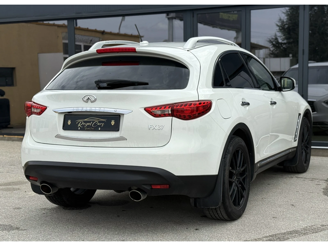 Infiniti Fx 37 Подгряване/Обдухване/Камера / - автомобили, коли, обяви за нови и употребявани 4