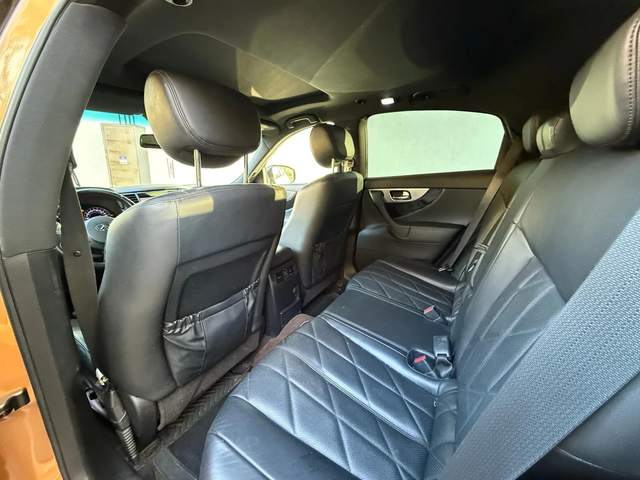 Infiniti Fx 37 S / ГАЗОВ ИНЖЕКЦИОН - автомобили, коли, обяви за нови и употребявани 10