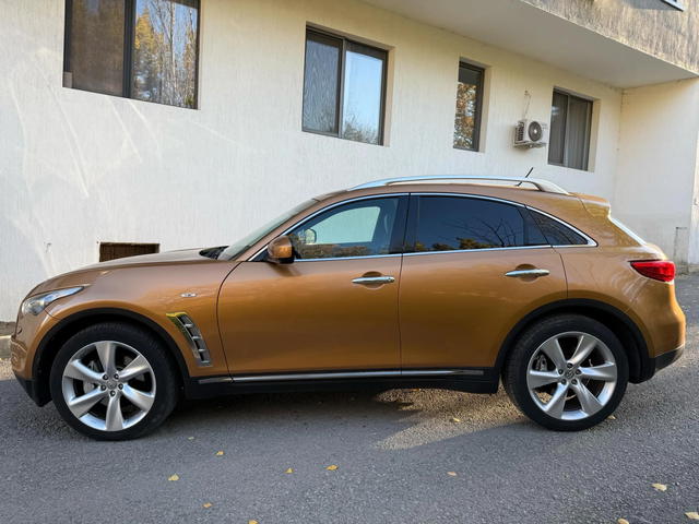 Infiniti Fx 37 S / ГАЗОВ ИНЖЕКЦИОН - автомобили, коли, обяви за нови и употребявани 2