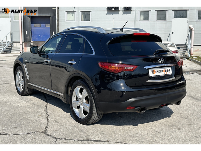 Infiniti FX30 V6 GT 3.0d 238к.с./Внос от Италия/ГАРАНЦИЯ ОТ КЕНТАВЪР - автомобили, коли, обяви за нови и употребявани 2
