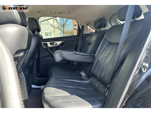 Infiniti FX30 V6 GT 3.0d 238к.с./Внос от Италия/ГАРАНЦИЯ ОТ КЕНТАВЪР - автомобили, коли, обяви за нови и употребявани 8