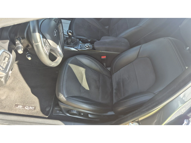 Infiniti Q30 1.5DCI 114.000км.НАВИ КОЖА ЛИЗИНГ ВИДЕО - автомобили, коли, обяви за нови и употребявани 12