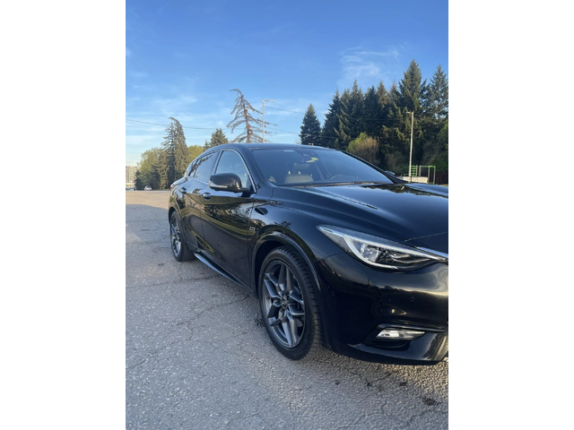 Infiniti Q30 2.2D* AWD* KEYLESS* MEMORY* КАМЕРА* 19Inch - автомобили, коли, обяви за нови и употребявани 2